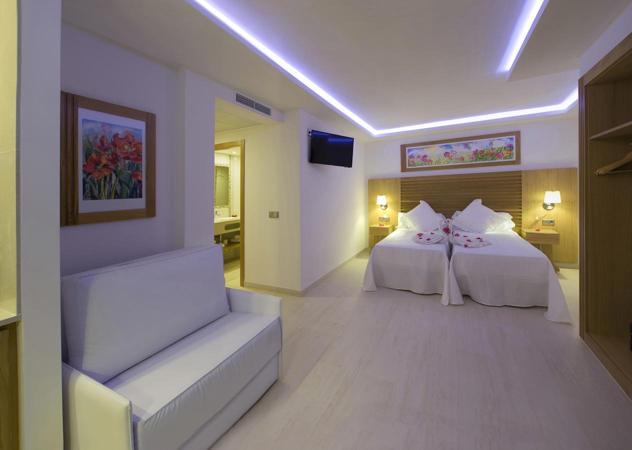 My Way Luxury Ibiza Studio - Ab Group بلايا دي أون بوسا المظهر الخارجي الصورة