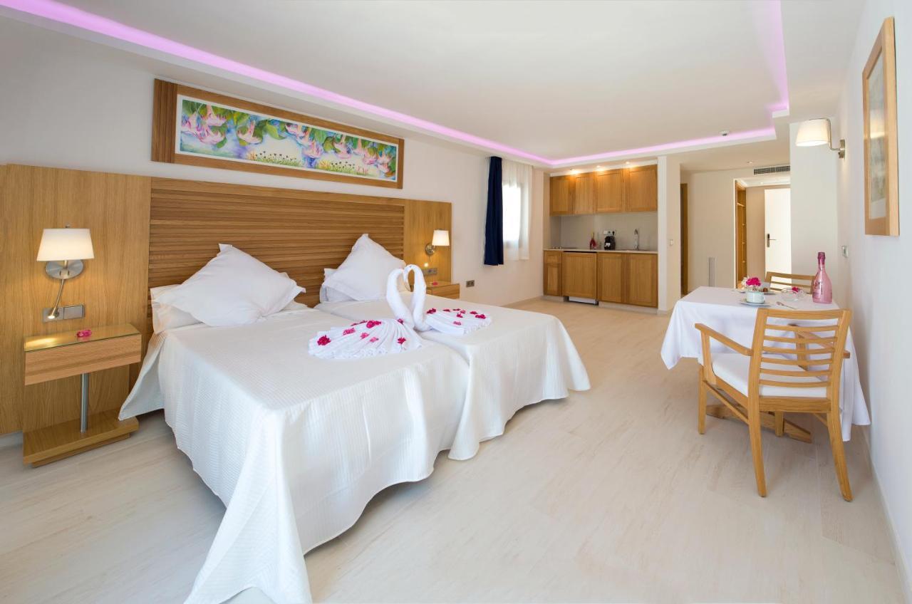My Way Luxury Ibiza Studio - Ab Group بلايا دي أون بوسا المظهر الخارجي الصورة