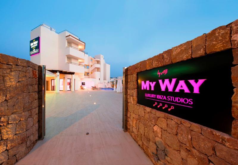 شقة My Way Luxury Ibiza Studio - Ab Group بلايا دي أون بوسا المظهر الخارجي الصورة